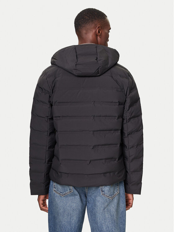 Calvin Klein Calvin Klein Pehelykabát LV04LD521G Fekete Regular Fit
