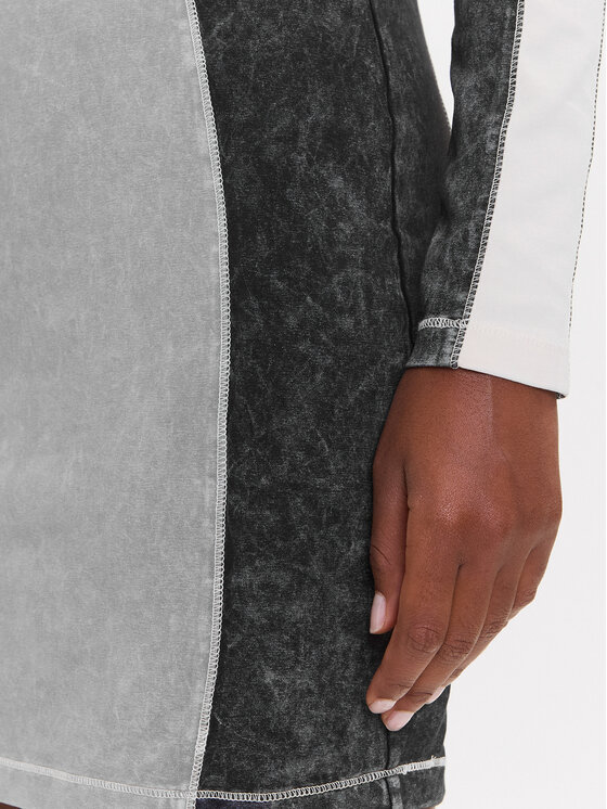 Guess Guess Každodenné šaty W5YK79 K1D80 Sivá Regular Fit