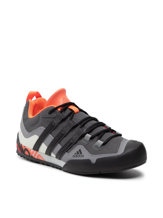adidas adidas Pārgājienu apavi Terrex Swift Solo S29255 Pelēks