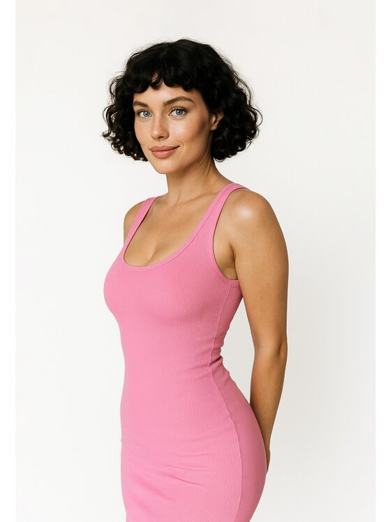 Nudyess Nudyess Sukienka letnia Tina midi z prążka Różowy Fitted Fit
