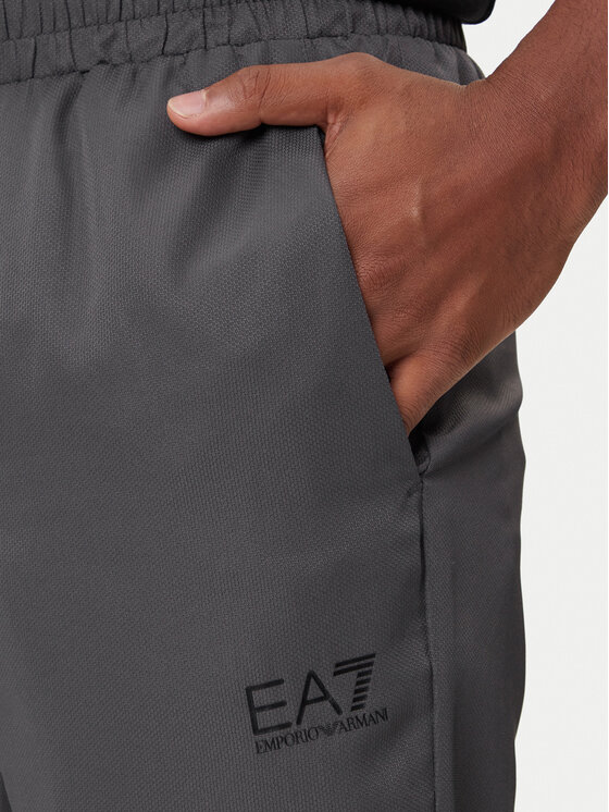 EA7 Emporio Armani EA7 Emporio Armani Sportinis kostiumas 7M000642 AF16072 M8187 Juoda Regular Fit