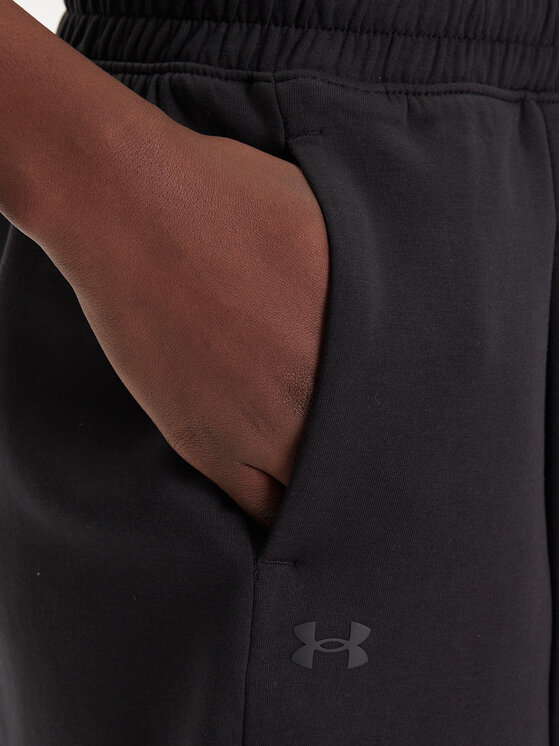 Under Armour Under Armour Pantaloni scurți sport Unstoppable Flc Pltd Short 1382764-001 Negru Loose Fit