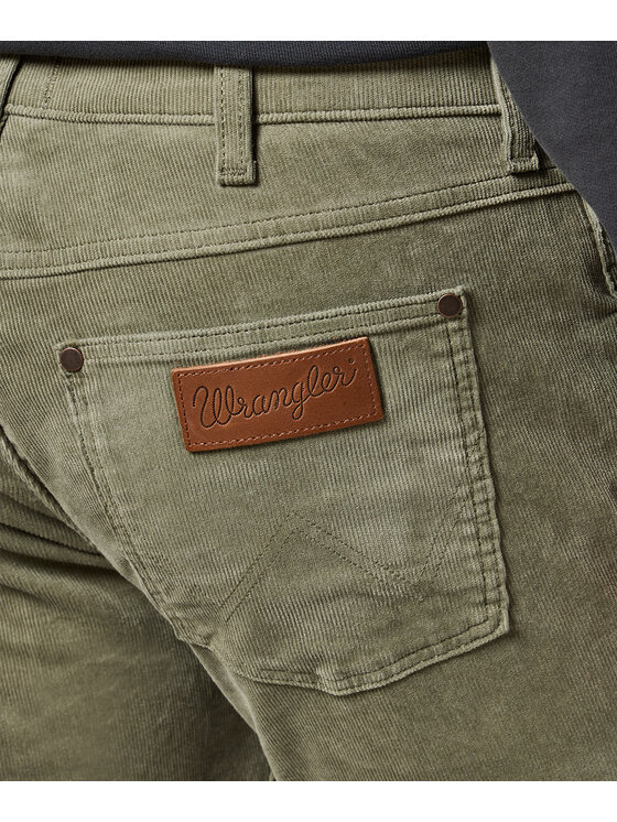 Wrangler Wrangler Pantaloni di tessuto 112356861 Verde Regular Fit