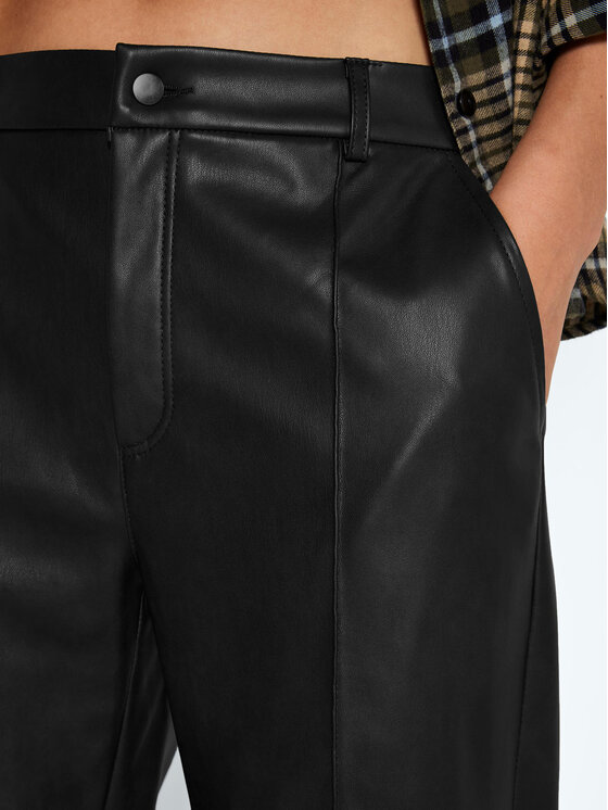 Noisy May Noisy May Pantaloni in similpelle Luke 27022747 Nero Straight Fit