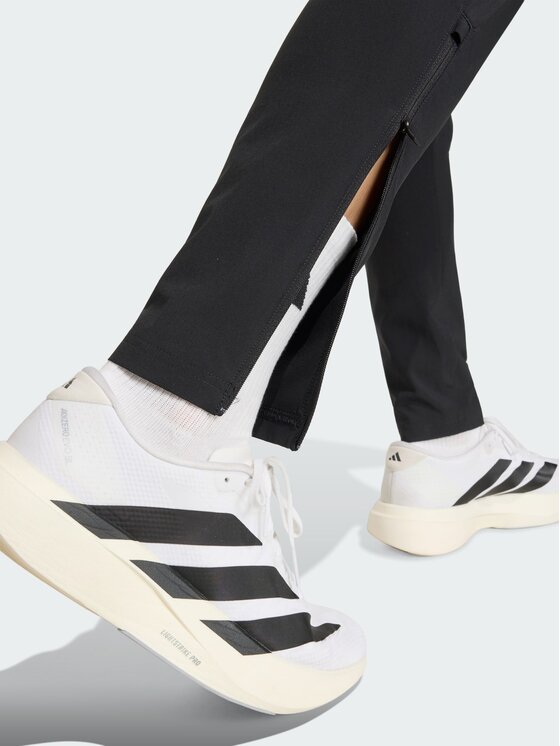 adidas adidas Spodnie materiałowe 165028 Czarny Regular Fit