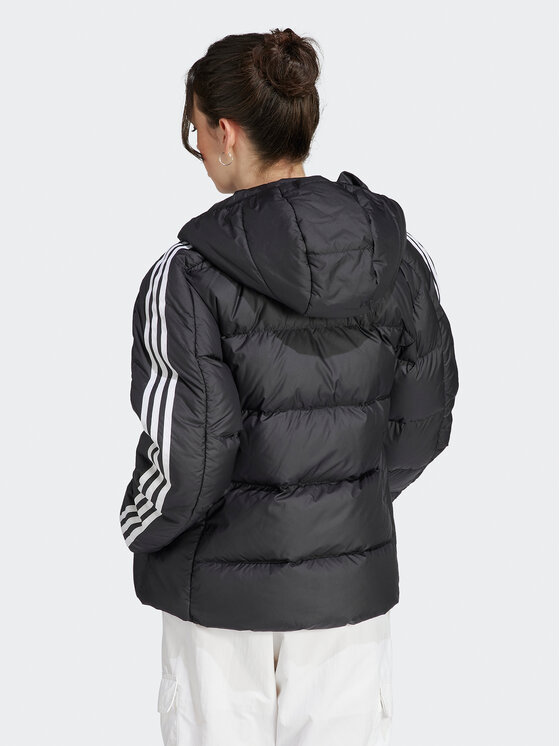 adidas adidas Vatovaná bunda Essentials 3-Stripes Mid Down HZ8483 Černá Regular Fit