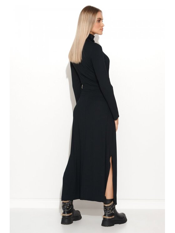 Makadamia Makadamia Sukienka dzianinowa M676 Czarny Classic Fit