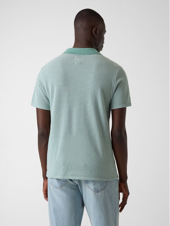 Guess Guess T-Shirt 183297 Zelená Classic Fit