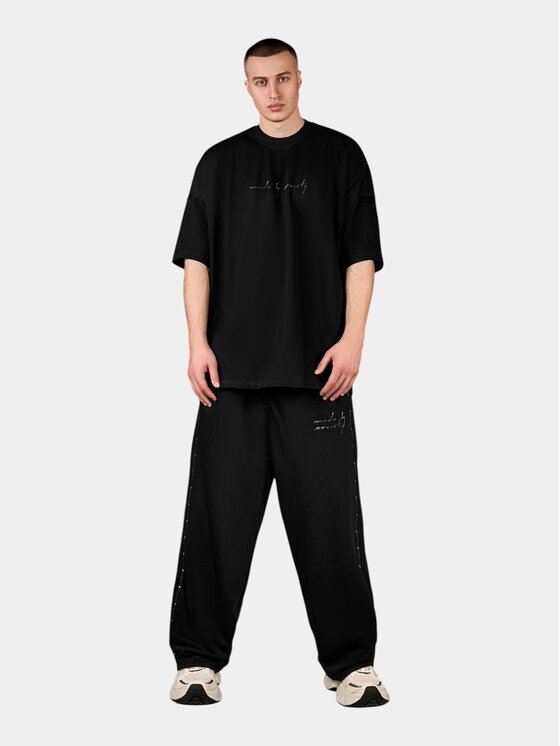 MADE BY SOCIETY MADE BY SOCIETY Spodnie materiałowe Pantaloni Nomad Rust - P17154 Czarny Basic Fit