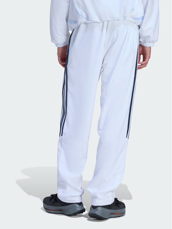 adidas adidas Spodnie materiałowe 152583 Biały Loose Fit