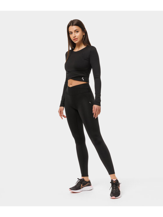 Carpatree Carpatree Top Crossover top Czarny Fitted Fit