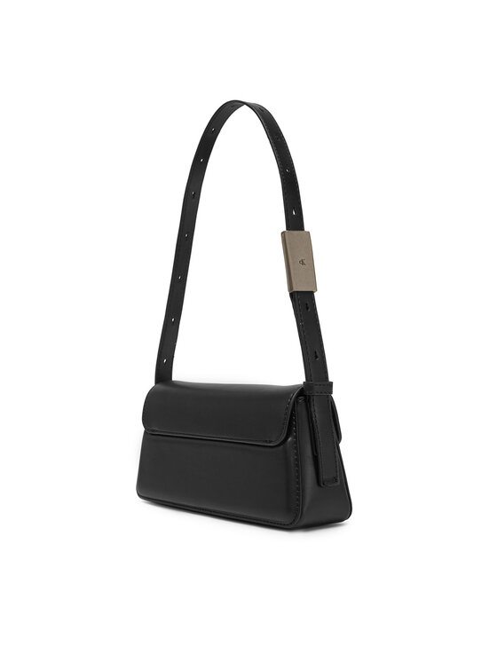 Calvin Klein Jeans Calvin Klein Jeans Ročna torba Belted Small Shoulder Bag LV04K3110G Črna