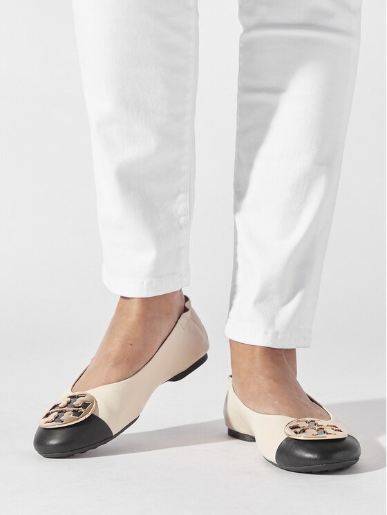 Tory Burch Tory Burch Balerinos Claire Cap Toe 148336 Smėlio