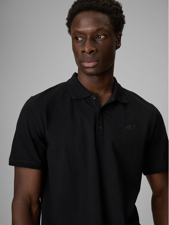 4F 4F Polo ESSENTIAL 3 Czarny Regular Fit
