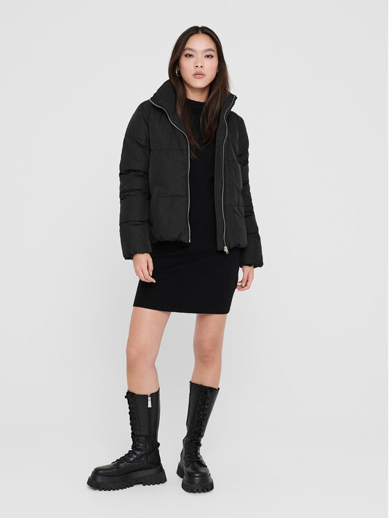 JDY JDY Žieminė striukė 15213591 Juoda Regular Fit