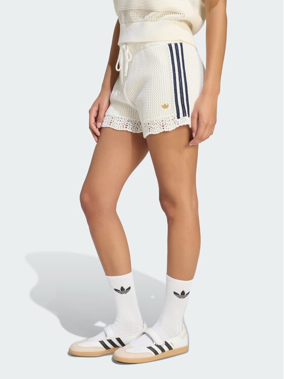 adidas adidas Szorty materiałowe 167787 Kremowy Regular Fit