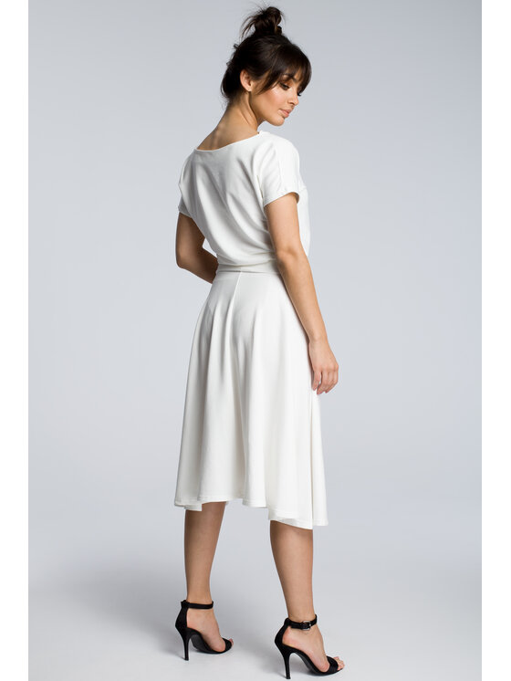 BeWear BeWear Sukienka codzienna B067 Biały Flare Fit