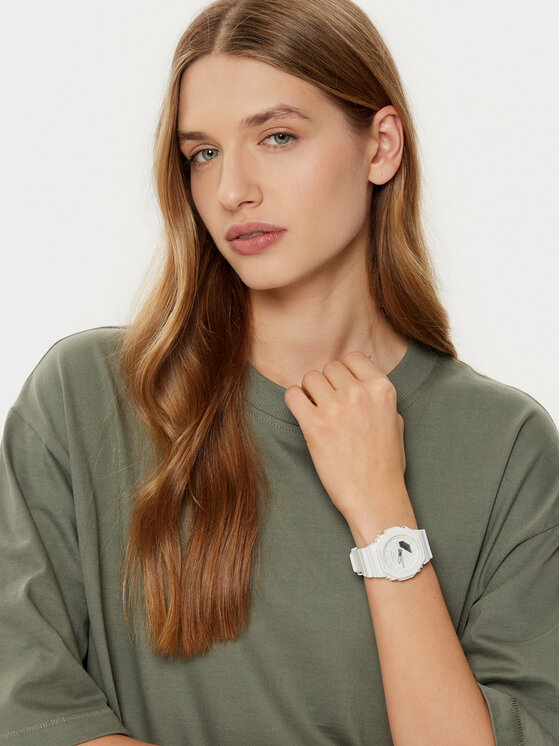 Casio Casio Zegarek GMA-P2100-7AER Biały