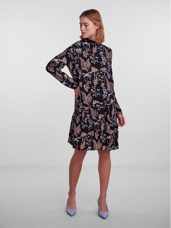 Pieces Pieces Sukienka codzienna 17143255 Czarny Regular Fit