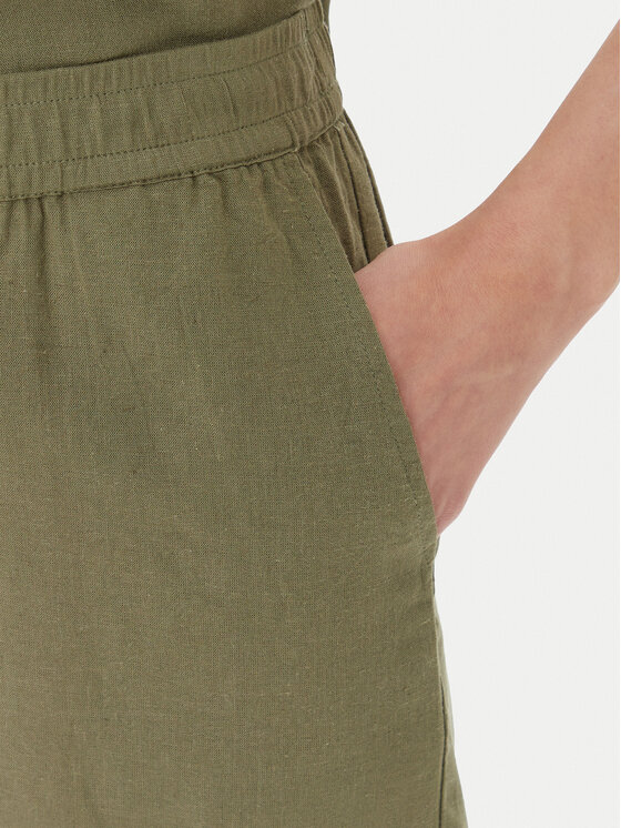 Vero Moda Vero Moda Pantaloncini di tessuto Thea 10333804 Verde Loose Fit