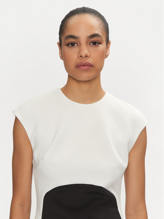 Calvin Klein Calvin Klein Коктейлна рокля K20K207899 Черен Slim Fit