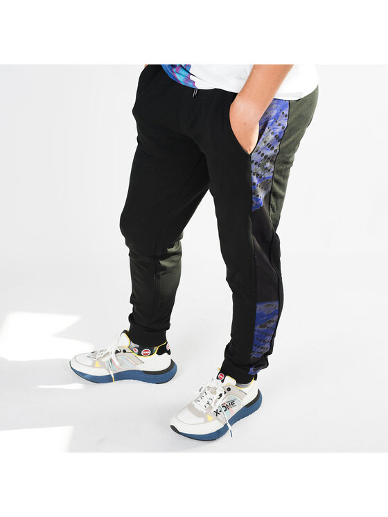 Bikkembergs Bikkembergs Παντελόνι υφασμάτινο C 1 59S GS E B074 Μαύρο Regular Fit