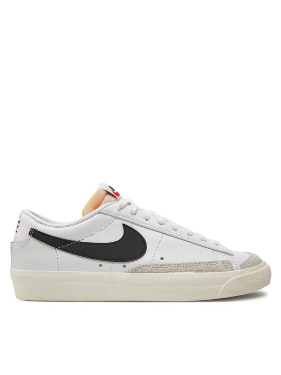 Nike Sneakersy Blazer Low '77 Vntg DA6364 101 Biela