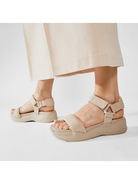 Vagabond Shoemakers Vagabond Sandali Lori 4949-202-13 Beige