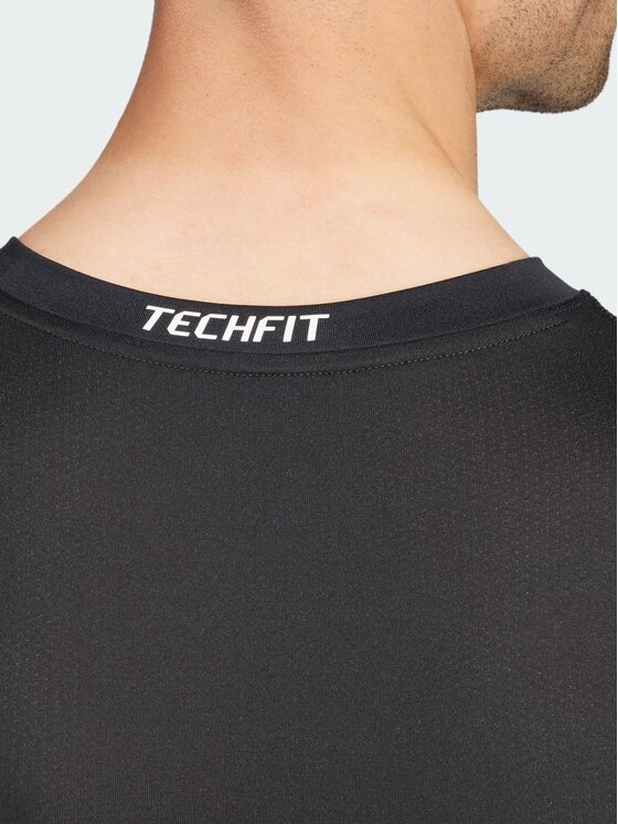 adidas adidas Koszulka techniczna 136943 Czarny Fitted Fit