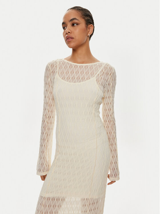 Gestuz Gestuz Rochie tricotată Lica 10909129 Écru Loose Fit