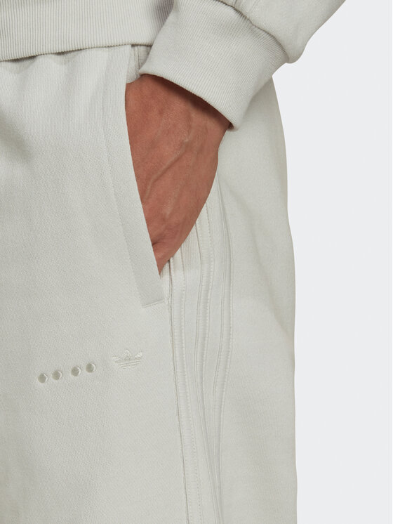 adidas Jogginghose Reveal Essentials HK2728 Beige Regular Fit