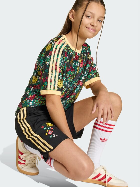 adidas adidas Szorty materiałowe 159163 Czarny Regular Fit