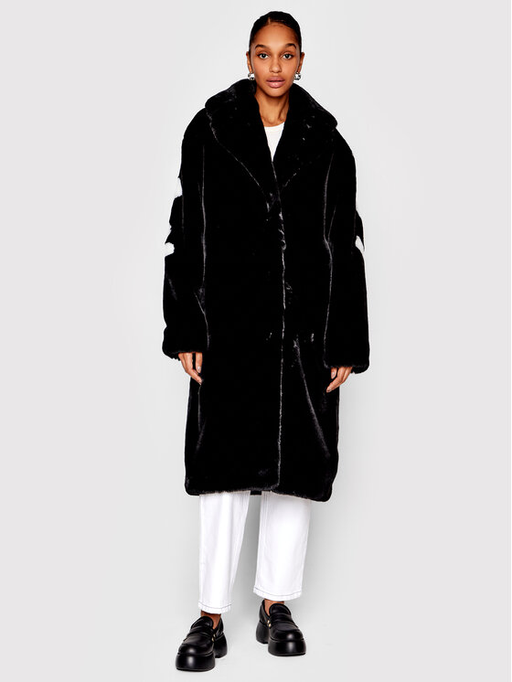 Pelliccia 22I U2M0 NZ11 P683 9000 Nero Regular Fit...