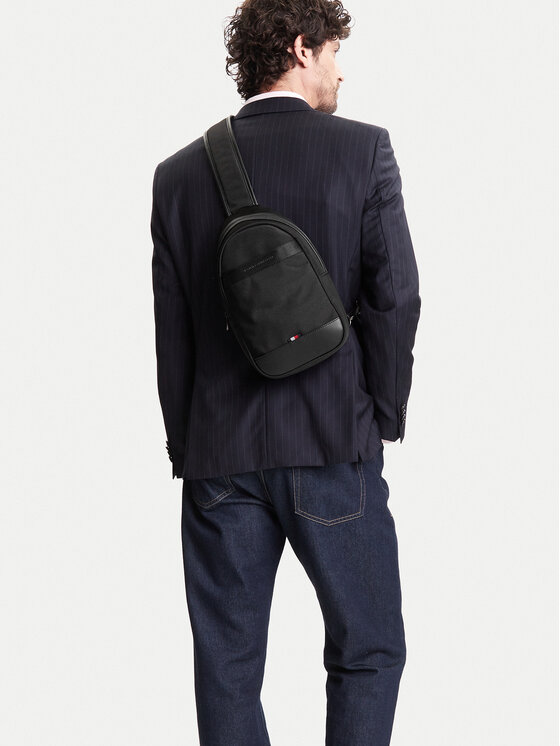 Tommy Hilfiger Tommy Hilfiger Hátizsák Th Nylon Travel Sling Bag AM0AM13572 Fekete