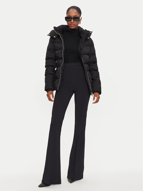 Elisabetta Franchi Elisabetta Franchi Zimné bundy PI-70D-46E2-V640 Čierna Regular Fit