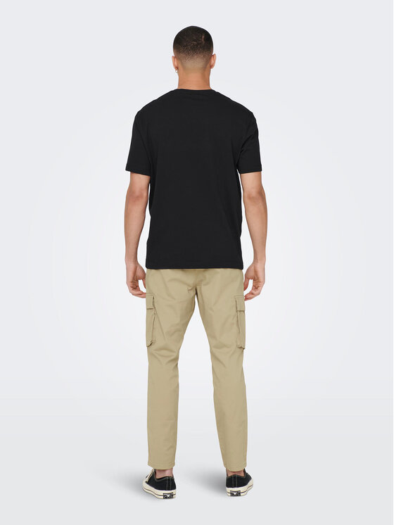 Only & Sons Only & Sons T-shirt 22025208 Crna Regular Fit