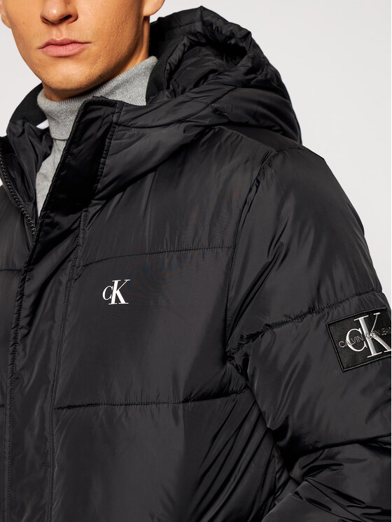 Calvin Klein Jeans Calvin Klein Jeans Télikabát J30J316055 Fekete Regular Fit