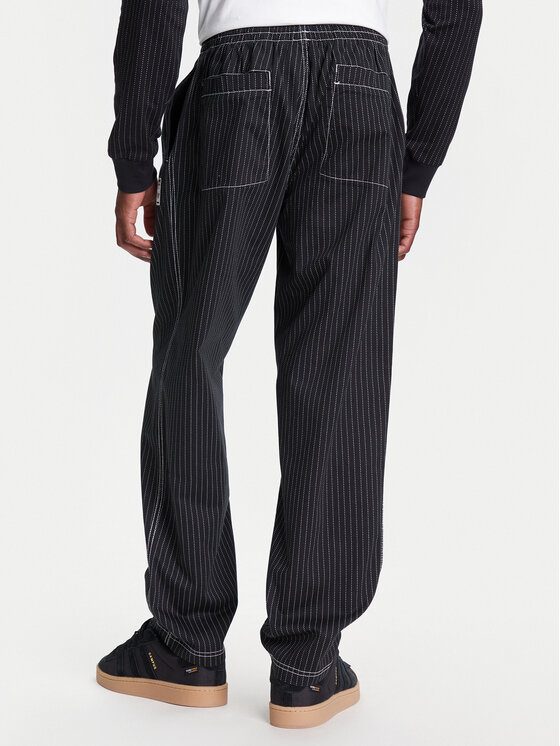 adidas adidas Spodnji del trenirke Wabash JP4489 Črna Loose Fit
