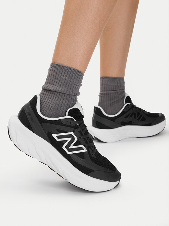 New Balance New Balance Sneakersy UTRNWF Czarny