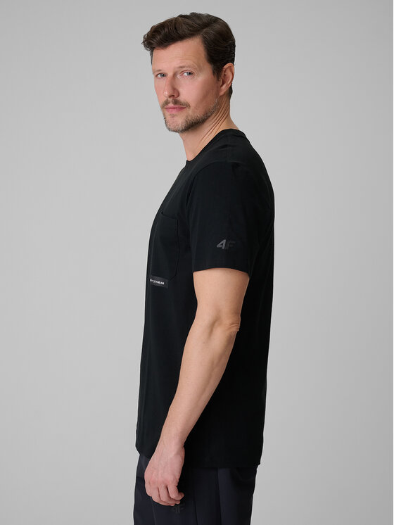 4F 4F T-Shirt CITY Czarny Regular Fit