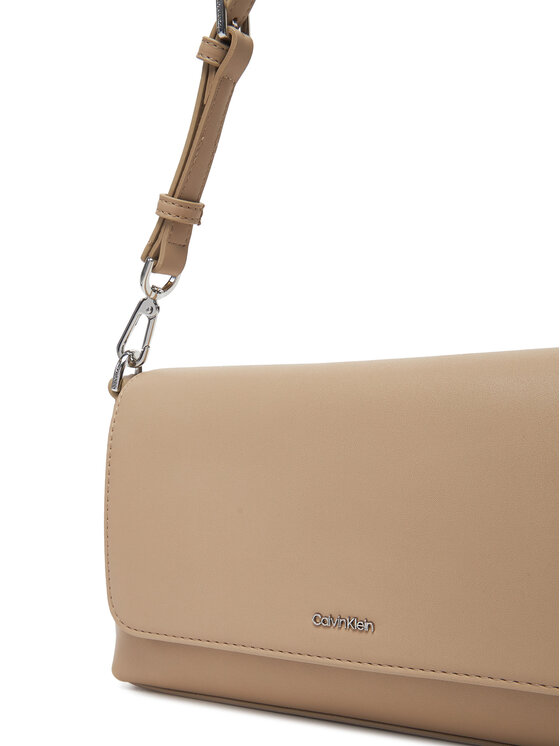 Calvin Klein Calvin Klein Сумка Ck Must Convertible Shoulder Bag K60K612902 Бежевий