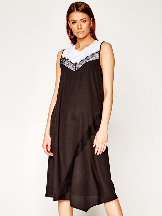 Vestito da giorno P0BD7FMK Nero Regular Fit