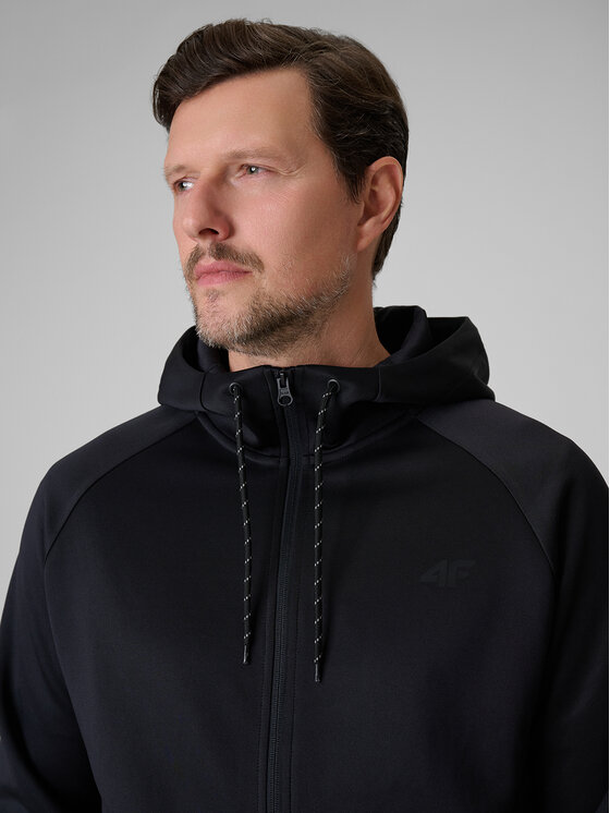 4F 4F Bluza TRAINING CLUB Czarny Regular Fit