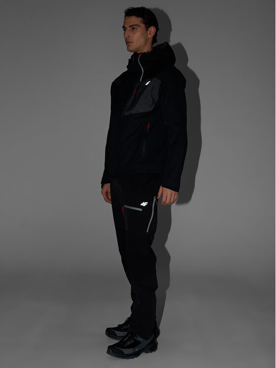 4F 4F Spodnie outdoor TREKKING Czarny Regular Fit