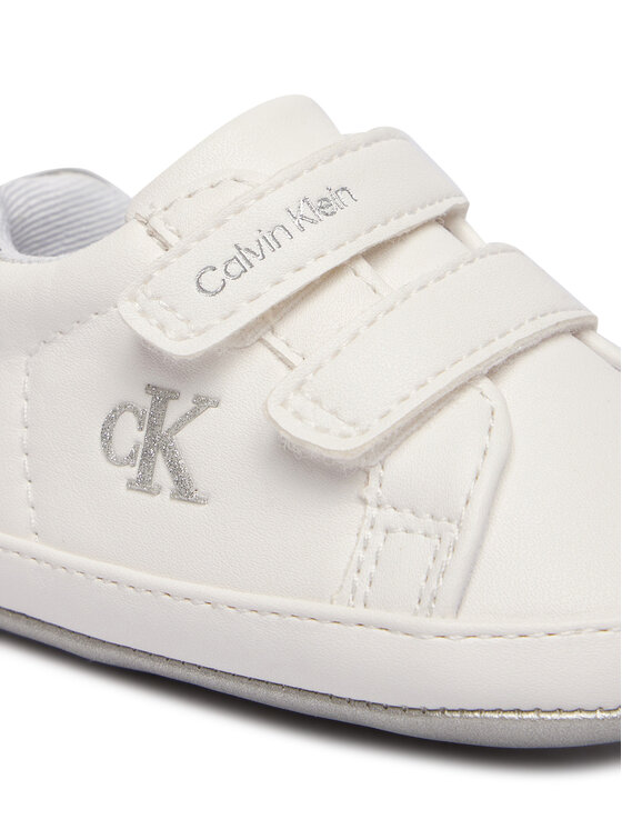Calvin Klein Calvin Klein Παπουτσάκια μωρού V0A9-83201-1582 Λευκό