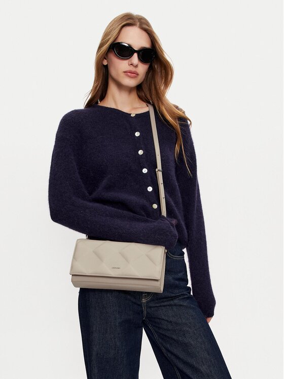 Calvin Klein Calvin Klein Torbica Diamon Quilt Conv K60K612905 Écru