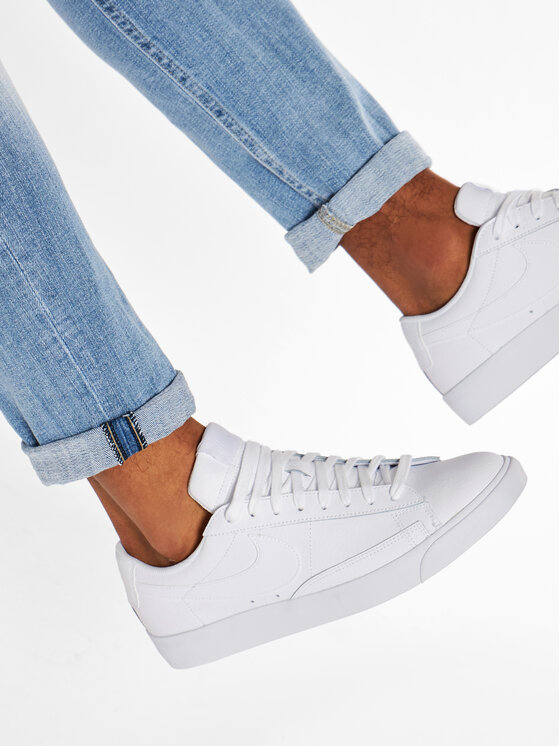 Nike Nike Sneakers Blazer Low Le AQ3597 100 Weiß