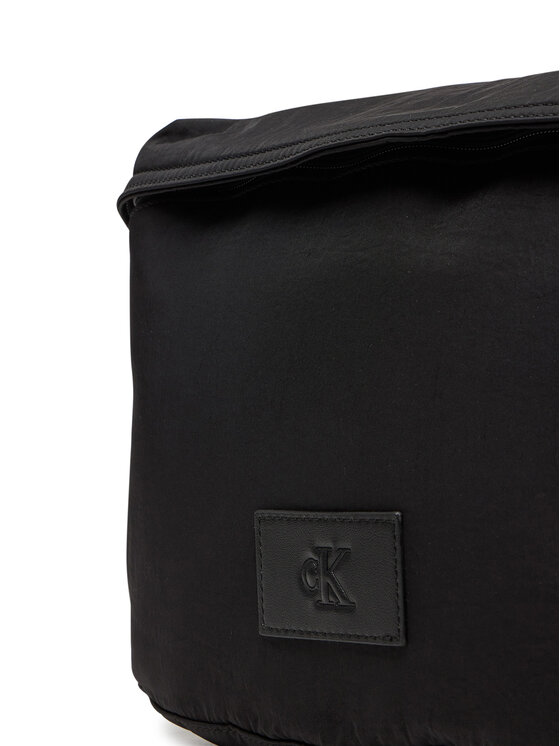 Calvin Klein Jeans Calvin Klein Jeans torba za okoli pasu Metro Nylon Oversized Waistbag LV04G3088G Črna