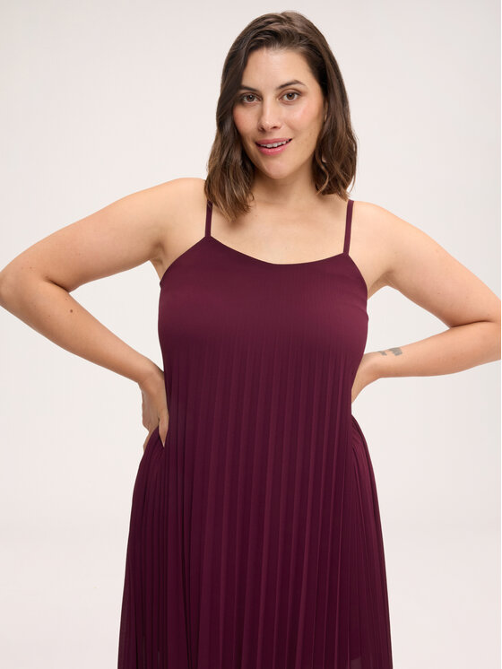 Fiorella Rubino Fiorella Rubino Sukienka wieczorowa 7025L001324N036 Bordowy Regular Fit