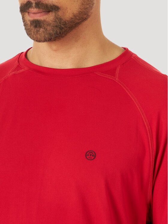 Wrangler Wrangler T-Shirt SS PERFORMANCE TEE Czerwony Regular Fit
